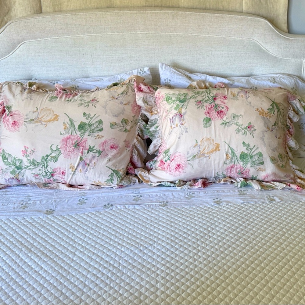 Vintage Ralph Lauren Pillow Shams - no tag but popular collector print.